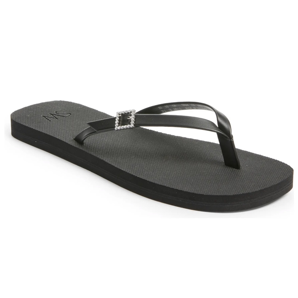 ⭐️SALE⭐️ Stuart Weizmann Crystal Flip Flops 🩴